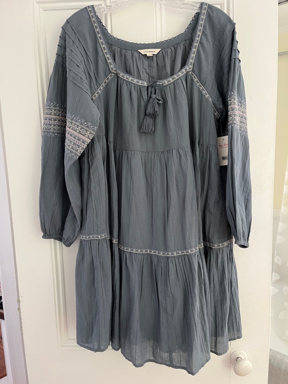 Lucky Brand Gray Peasant Dress Size L
Original Price $129